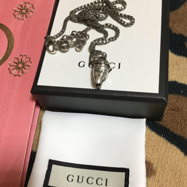 Gucci(グッチ)の落札後入金されず …値下げ最終❗️★GUCCI グッチ ウルフヘットネックレス★ メンズのアクセサリー(ネックレス)の商品写真