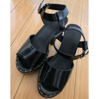 アンビー(ENVYM)のDEEP HEEL SANDAL(サンダル)