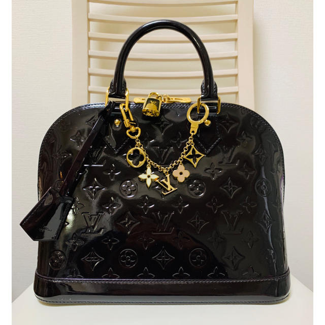 LOUIS VUITTON(ルイヴィトン)のルイヴィトン ヴェルニ バッグ リペア済み 美品 レディースのバッグ(ハンドバッグ)の商品写真