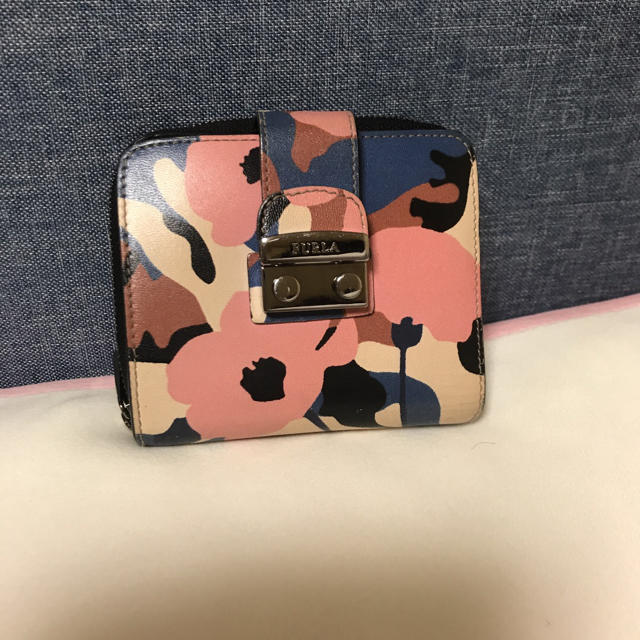 Furla(フルラ)のFURLA 二つ折り 財布 レディースのファッション小物(財布)の商品写真