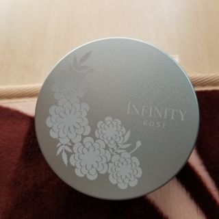 コーセー(KOSE)のうひ様専用 INFINITY  クール フェイスパウダー N(フェイスパウダー)