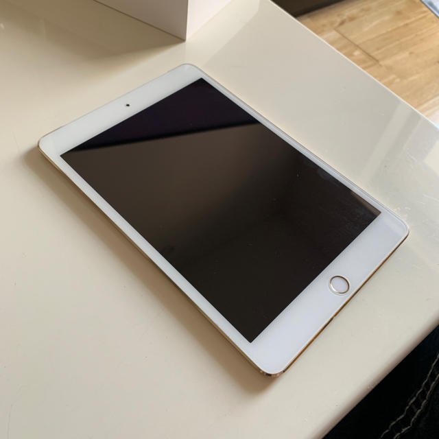 iPad mini4 SIMフリー化済◯初期化済状態