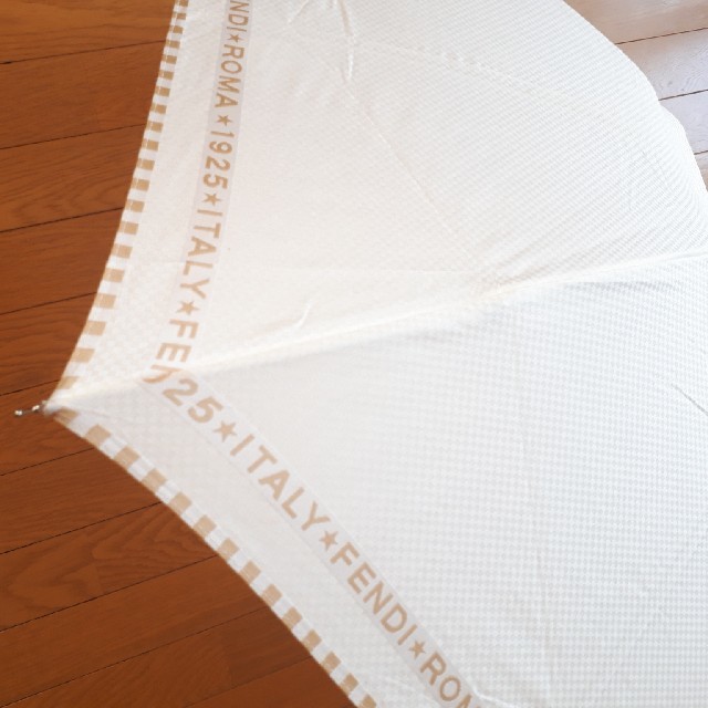FENDI(フェンディ)のFENDI日傘 レディースのファッション小物(傘)の商品写真