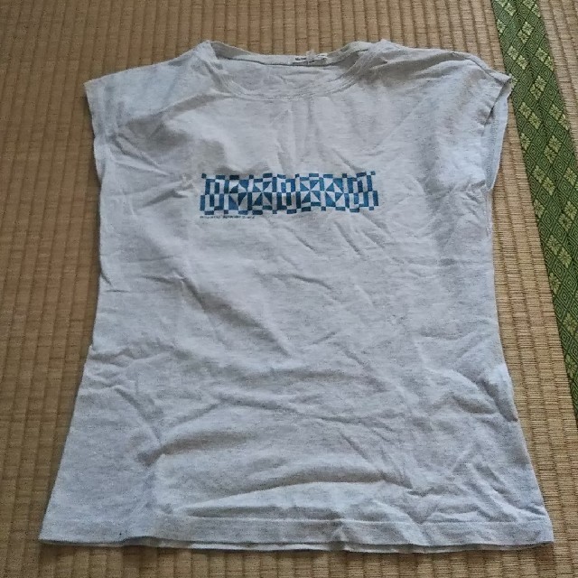 ノースリーブTシャツ1枚 レディースのトップス(Tシャツ(半袖/袖なし))の商品写真
