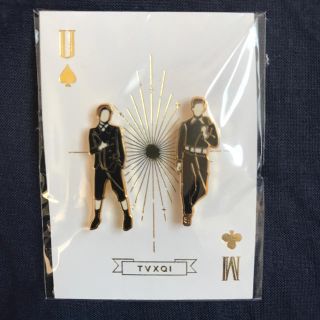 トウホウシンキ(東方神起)の東方神起 SUM 公式 ピンバッチ  (アイドルグッズ)