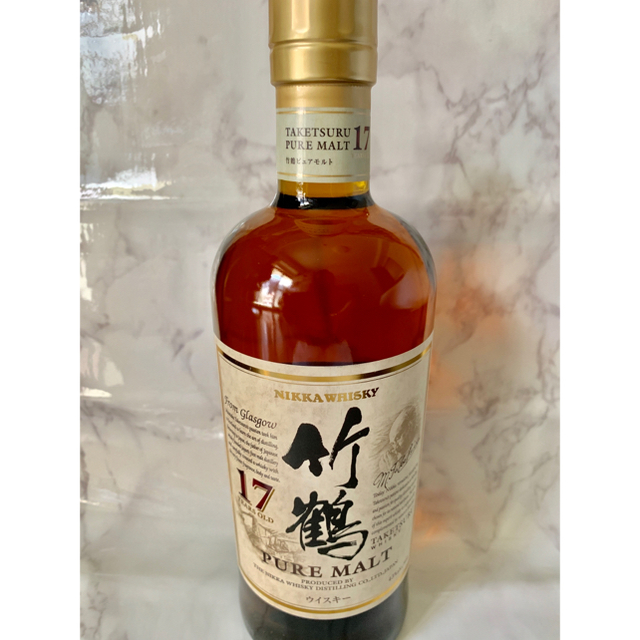 ニッカウヰスキー(ニッカウイスキー)の新品未開栓 竹鶴17年 ピュアモルト 700ml 食品/飲料/酒の酒(ウイスキー)の商品写真