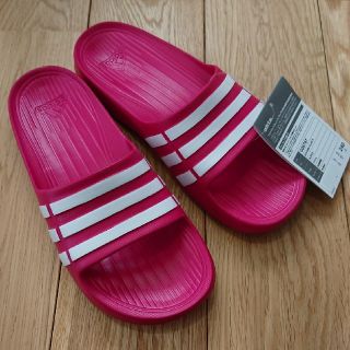 アディダス(adidas)のadidas サンダル デュラモ スライド K(サンダル)