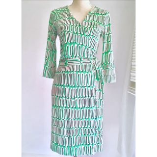 ダイアンフォンファステンバーグ(DIANE von FURSTENBERG)のDVF／ダイアン フォン ファステンバーグ／ラップワンピ／サイズ6(ひざ丈ワンピース)