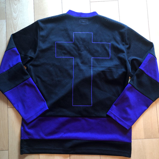 Supreme(シュプリーム)のSUPREME BLACK SABBATH HOCKEY JERSEY 再値下げ メンズのトップス(ジャージ)の商品写真