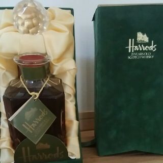 古酒 ハロッズ ウイスキー 21年 クリスタルボトルの通販 by Dorothy 's
