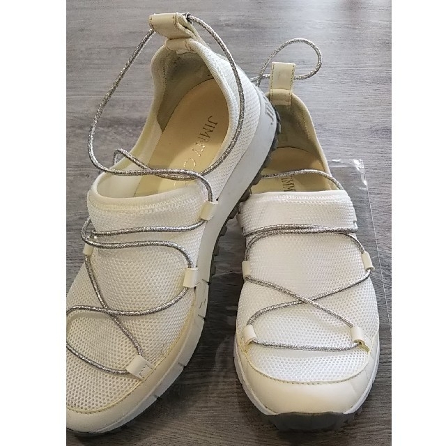 JIMMY CHOO(ジミーチュウ)の【正規店購入】ジミーチュウ JIMMY CHOO 春夏 メッシュ スニーカー 白 レディースの靴/シューズ(スニーカー)の商品写真