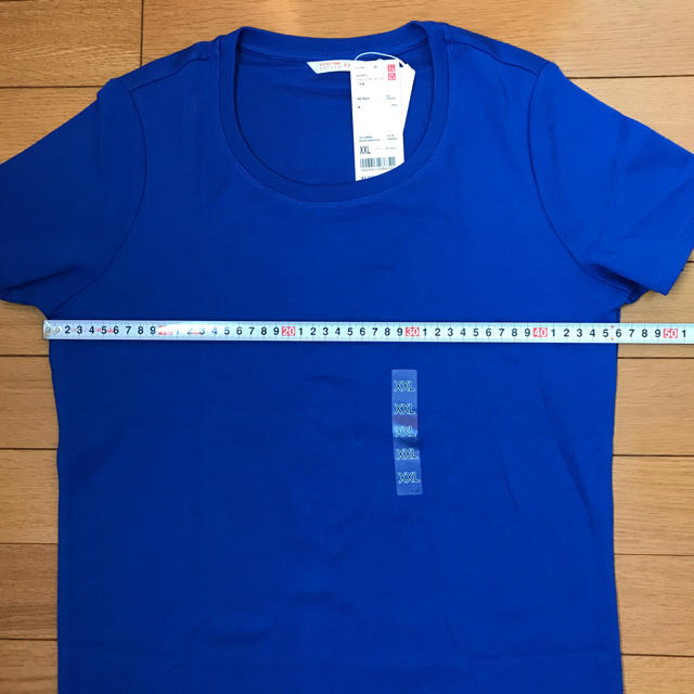 UNIQLO(ユニクロ)の新品 ユニクロ 半袖Ｔシャツ 青 レディースのトップス(Tシャツ(半袖/袖なし))の商品写真