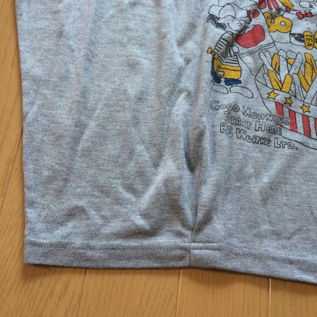 rivet & surge(リベットアンドサージ)のスヌーピー風Tシャツ レディースのトップス(Tシャツ(半袖/袖なし))の商品写真