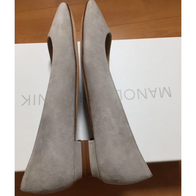 MANOLO BLAHNIK(マノロブラニク)の【最終お値下げ】マノロブラニク BBフラットグレー  サイズ35 レディースの靴/シューズ(ハイヒール/パンプス)の商品写真