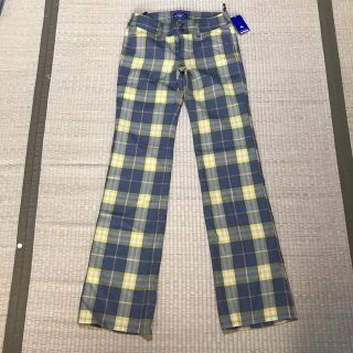 バーバリーブルーレーベル(BURBERRY BLUE LABEL)のバーバリー ブルーレーベル パンツ 34 新品(カジュアルパンツ)