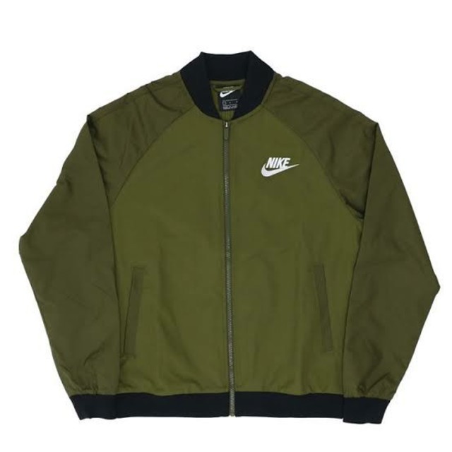 ナイキウーブンジャケット　完売　NIKE 　Lサイズ