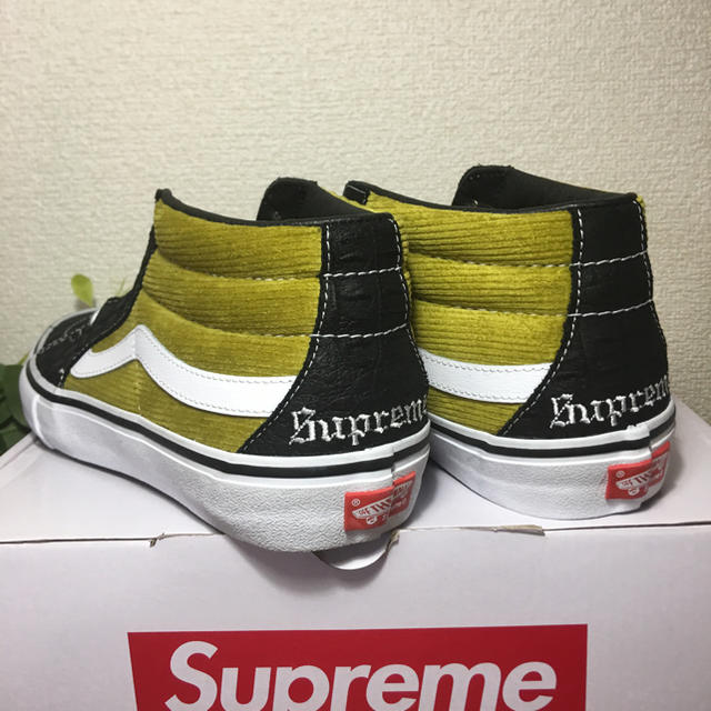 Supreme(シュプリーム)のSupreme Vans コーデュロイ Sk8-Mid メンズの靴/シューズ(スニーカー)の商品写真