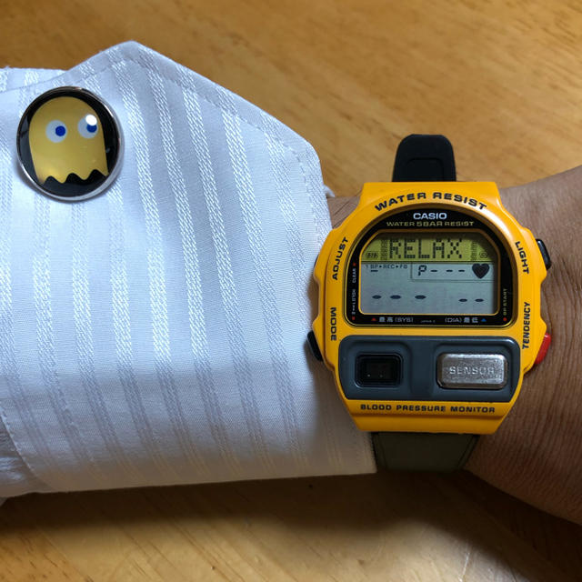 CASIO BP100 血圧・心拍数 測定 腕時計黄色 80s デザイン