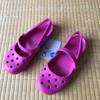 クロックス(crocs)のcrocs  w6(サンダル)