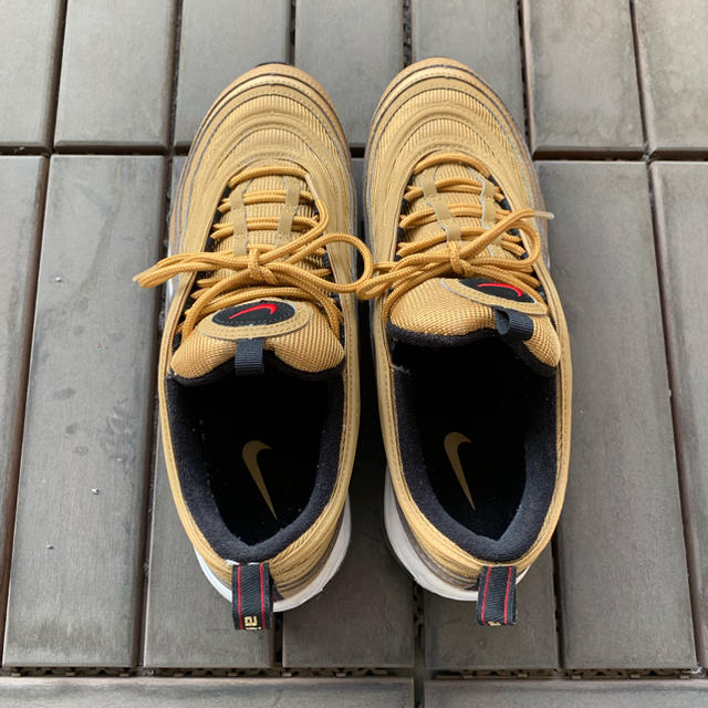 NIKE(ナイキ)の27.5センチ エアマックス97 ゴールド メンズの靴/シューズ(スニーカー)の商品写真