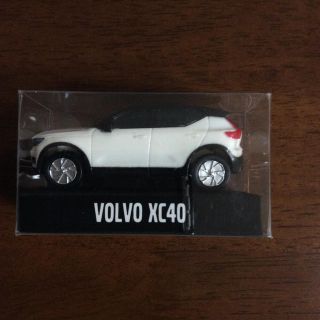 ボルボ(Volvo)のミニカー VOLVO XC40(ミニカー)