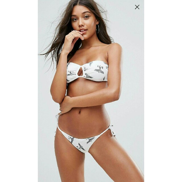 【メーカー公式ショップ】 BOY LONDON ロゴブラジリアンビキニ 白white ボーイロンドン 水着・ラッシュガード