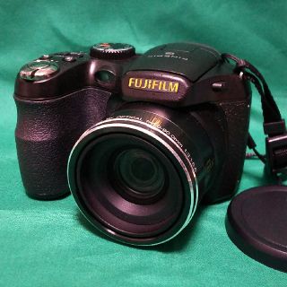 フジフイルム(富士フイルム)のFUJIFILM
FINEPIX  S2800HD  デジタルカメラ(デジタル一眼)