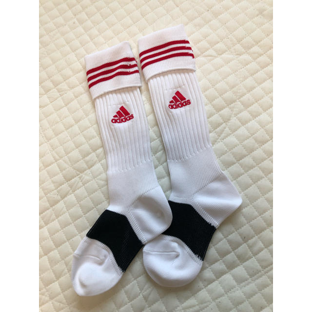 adidas(アディダス)のadidas サッカーソックス スポーツ/アウトドアのサッカー/フットサル(その他)の商品写真