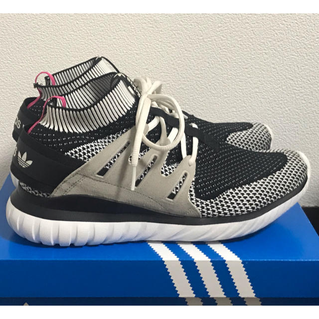 adidas(アディダス)のadidas Tubular Nova  PK 26.0cm メンズの靴/シューズ(スニーカー)の商品写真