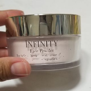 インフィニティ(Infinity)のINFINITY　フェイスパウダー(フェイスパウダー)