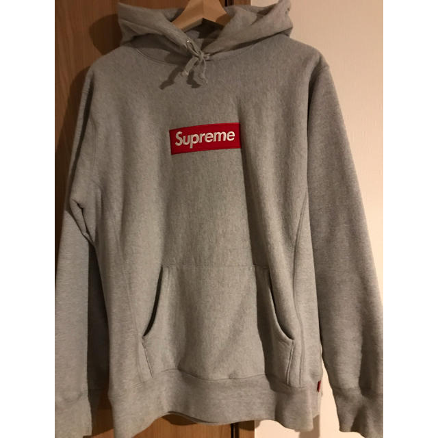 愛用 Supreme - 確実正規品 supreme BOX LOGO パーカー Mサイズ ...