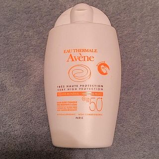 アベンヌ(Avene)のアベンヌミネラルフルイド UV.  日焼け止めクリーム(日焼け止め/サンオイル)