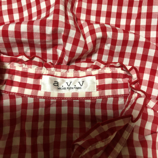 a.v.v(アーヴェヴェ)のチェックシャツ レディースのトップス(シャツ/ブラウス(長袖/七分))の商品写真