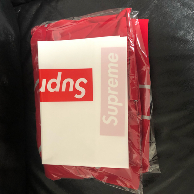 Supreme - Supreme GORE-TEX Poncho 赤 L/XL 新品未開封の通販 Supreme - Supreme GORE-TEX Poncho 赤 L/XL 新品未開封の通販