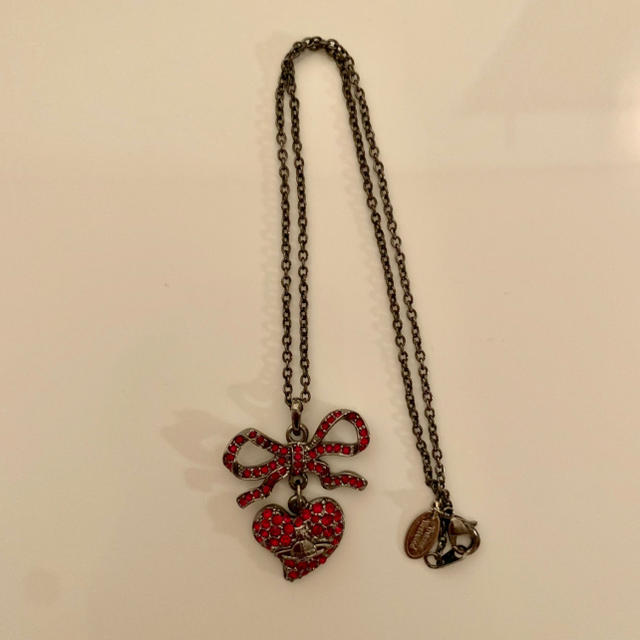 Vivienne Westwood(ヴィヴィアンウエストウッド)の値下げ！！Vivienne Westwood リボンネックレス　美品 レディースのアクセサリー(ネックレス)の商品写真