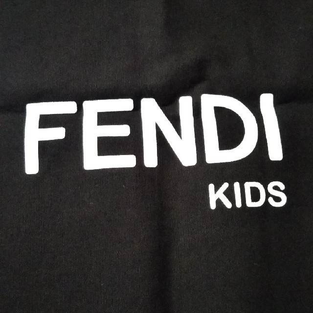 FENDI(フェンディ)の☆FENDI☆　フェンディキッズ　トートバック　新品　未使用 レディースのバッグ(トートバッグ)の商品写真