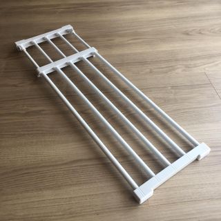 突っ張り棚　30〜13kg　幅63〜93cm(棚/ラック/タンス)
