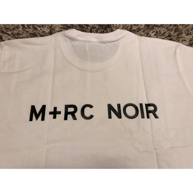NOIR(ノワール)の 本日最終出品日 M+RC NOIR マルシェノア supreme  メンズのトップス(Tシャツ/カットソー(半袖/袖なし))の商品写真