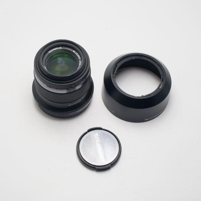 OLYMPUS 単焦点レンズ M.ZUIKO DIGITAL 45mm F1.8カメラ
