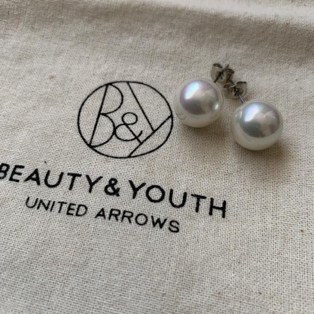 BEAUTY&YOUTH UNITED ARROWS(ビューティアンドユースユナイテッドアローズ)のパール ピアス 未使用 レディースのアクセサリー(ピアス)の商品写真