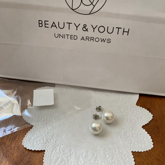 BEAUTY&YOUTH UNITED ARROWS(ビューティアンドユースユナイテッドアローズ)のパール ピアス 未使用 レディースのアクセサリー(ピアス)の商品写真