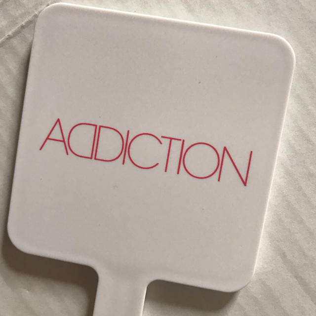 ADDICTION(アディクション)のaddiction  ノベルティ ハンドミラー レディースのファッション小物(ミラー)の商品写真