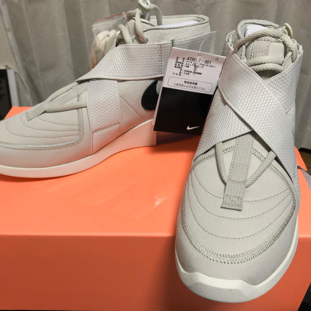 NIKE(ナイキ)のFEAR OF GOD × NIKE AIR FEAR OF GOD RAID メンズの靴/シューズ(スニーカー)の商品写真