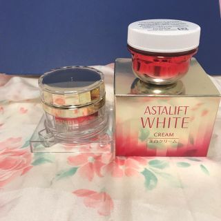 アスタリフト(ASTALIFT)のアスタリフト美白クリーム本体容器付き➕レフィル(フェイスクリーム)