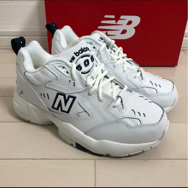 期間限定値下げ！New Balance ダッドスニーカー WX608WT