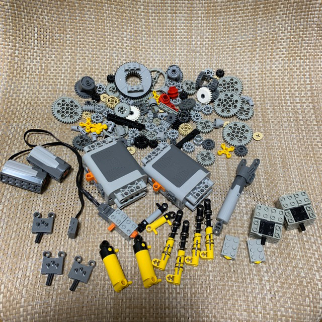 Lego(レゴ)のLEGO テクニック 大特価！！ エンタメ/ホビーのおもちゃ/ぬいぐるみ(その他)の商品写真