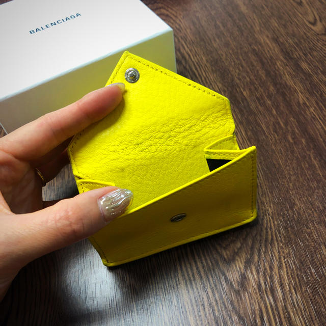 Balenciaga(バレンシアガ)の美品 バレンシアガ 財布 ミニ イエロー メンズのファッション小物(折り財布)の商品写真