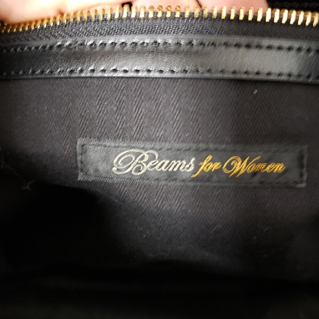 BEAMS(ビームス)のBEAMS　woman　黒カゴバック レディースのバッグ(かごバッグ/ストローバッグ)の商品写真
