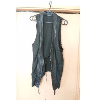 ユリウス(JULIUS)のMA julius cow leather vest(ベスト)