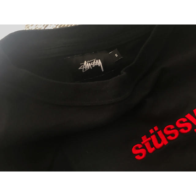 STUSSY(ステューシー)の【値下げ】stussy ロンT レディースのトップス(Tシャツ(長袖/七分))の商品写真